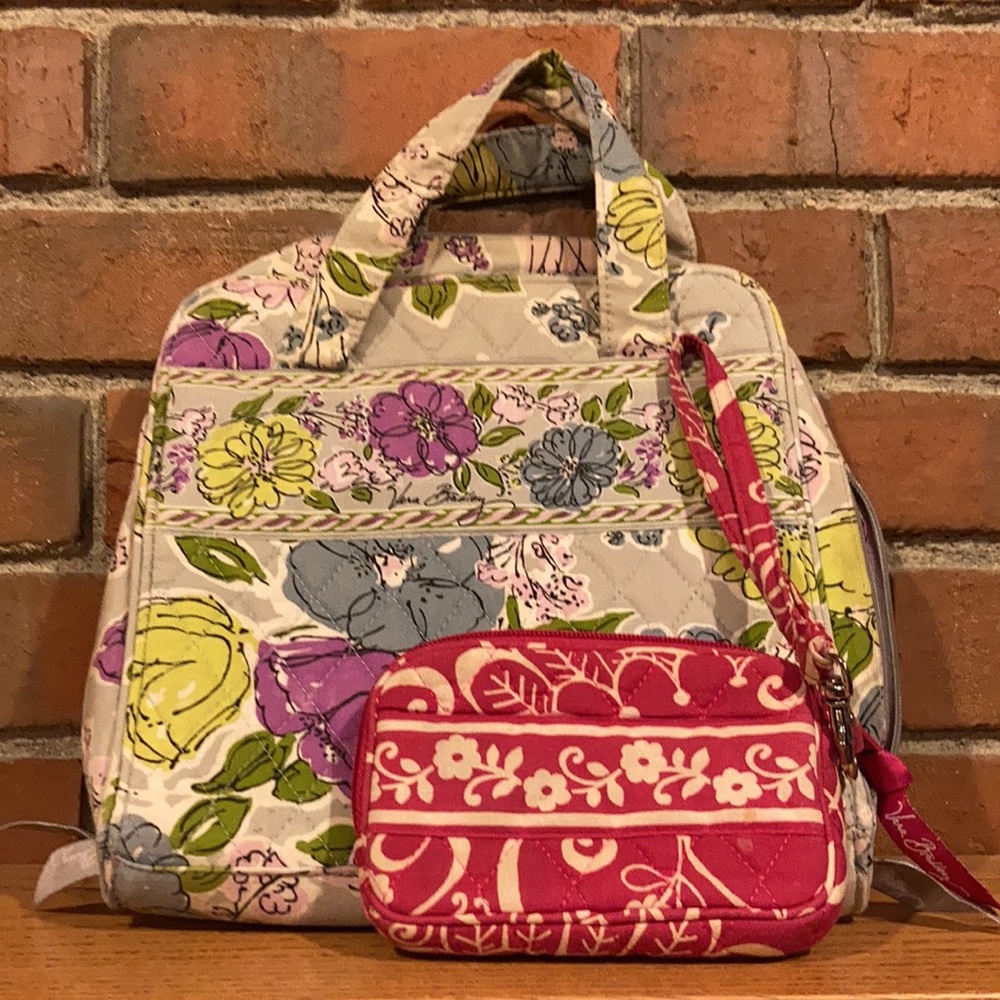 EUC Vera Bradley organizer set